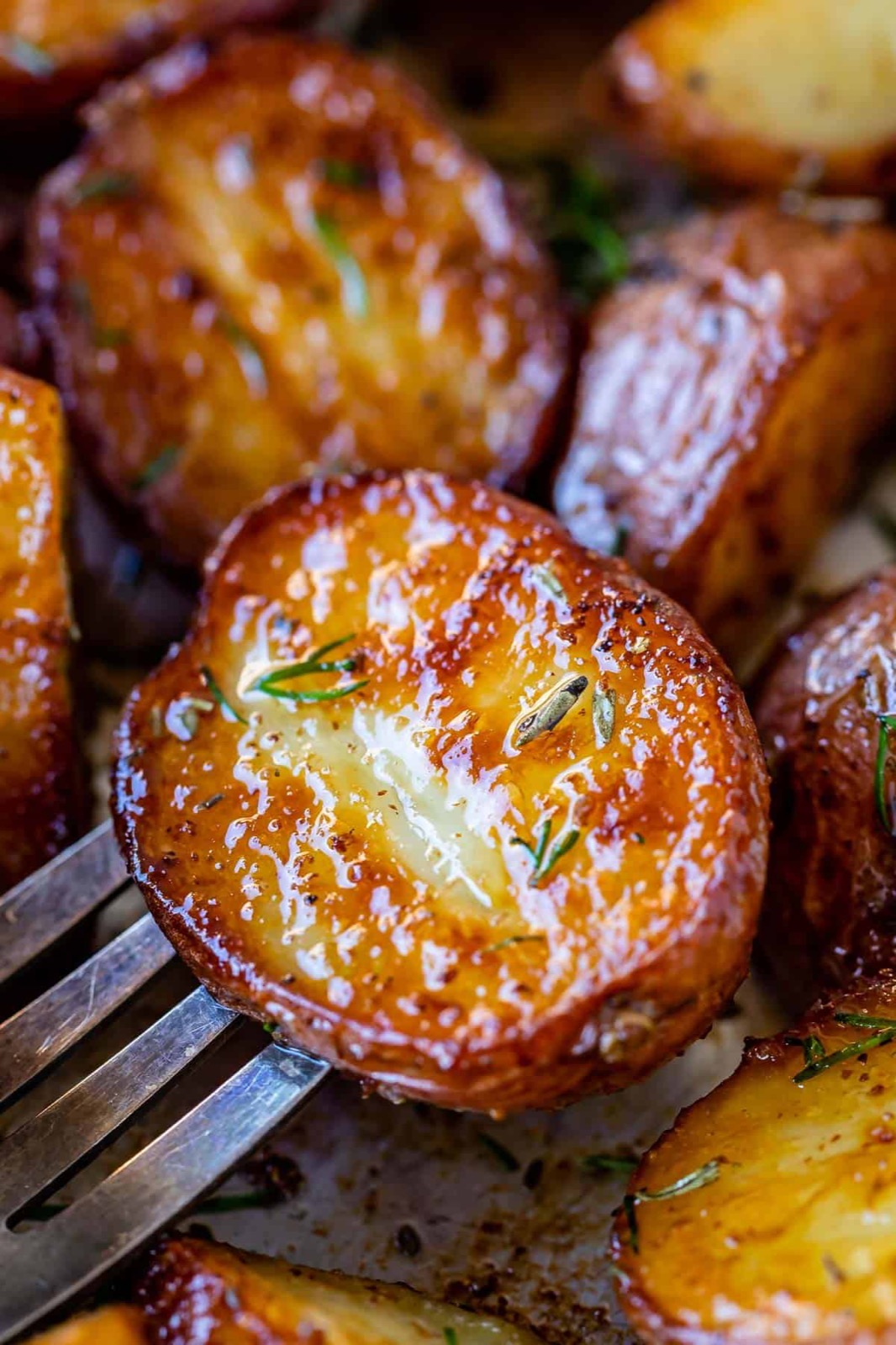 Crispy Roasted Red Potatoes with Paprika and Caraway